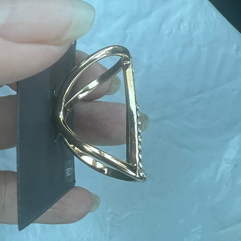 GUESS RING with Crystals - Picture 8 of 10